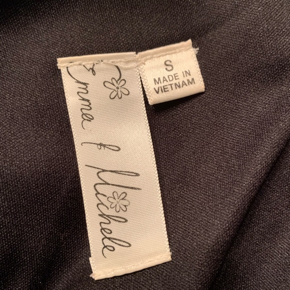 Emma & Michelle Patterned Dress - Picture 8 of 8